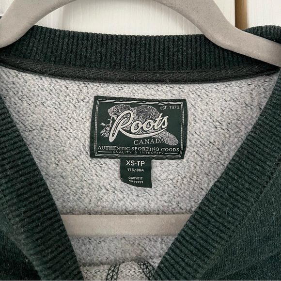Roots crewneck sweater - Picture 3 of 3